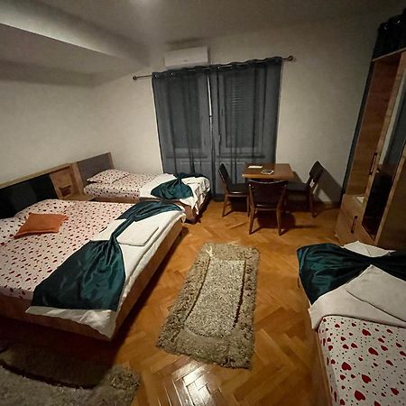 Madigan'S Hotel Kosovo Polje Eksteriør bilde